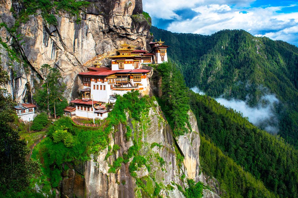 Vận Chuyển Giấy Từ Bình Phước Đi Bhutan