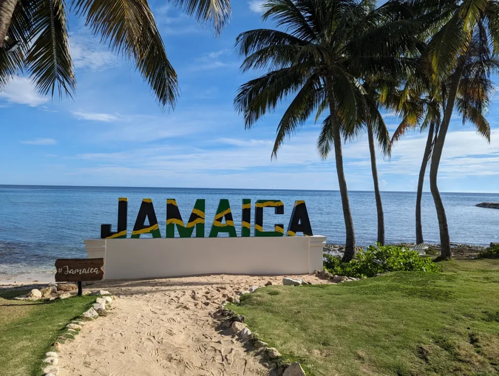 Gửi tài liệu đi Jamaica